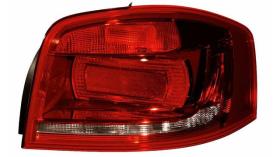 PRASCO AD3224163 - GR.OPT.TRAS.D.3P.ROJO AUDI A3 08>12